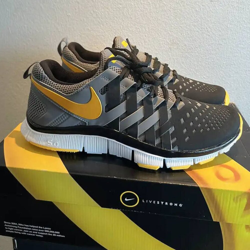 nike x livestrong free training running sneaker sz 8